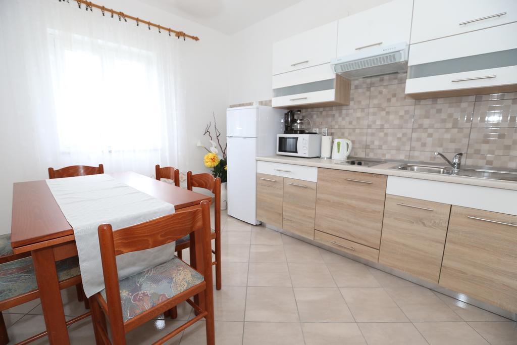 Apartment Vinka バスカ エクステリア 写真